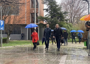 Kurti pret në takim Sorensenin, s’dihet nëse do të mbajnë konferencë për media