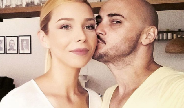 Bashkëshortja e Andrej nga “DNK”: Gënjejnë se piroteknikën e ka sjellë bendi – mos mbroni dikë që duhet të jetë pas hekurave