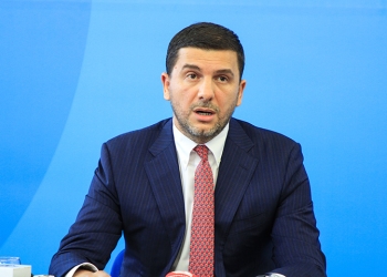 Krasniqi për katër vrasjet në tri ditët e fundit: Shteti të zgjohet urgjentisht, kontroll i rreptë i armëve