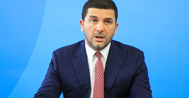 Krasniqi për katër vrasjet në tri ditët e fundit: Shteti të zgjohet urgjentisht, kontroll i rreptë i armëve