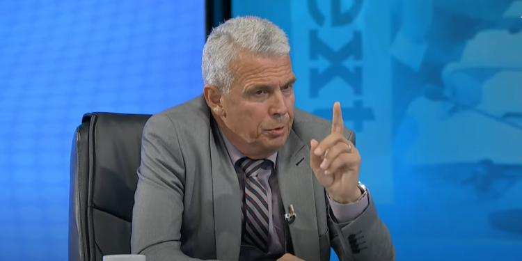 Ish-kryetari i Gjykatës së Apelit me armë në brez shkon në studio, kërcënon hulumtuesin e IKD-së