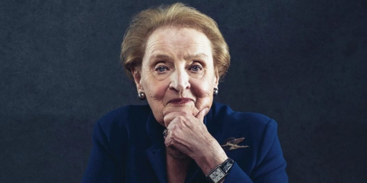 Ambasada amerikane përkujton Albrightin në trevjetorin e vdekjes: Shpëtoi shumë jetë