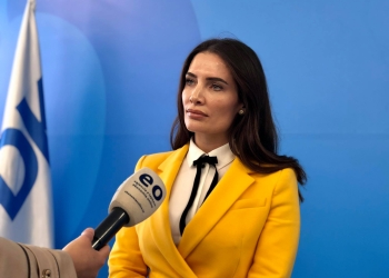 Musliu-Shoshi publikon vendimet: Gërvalla kundërligjshëm po i avancon njerëzit e saj në shërbim diplomatik