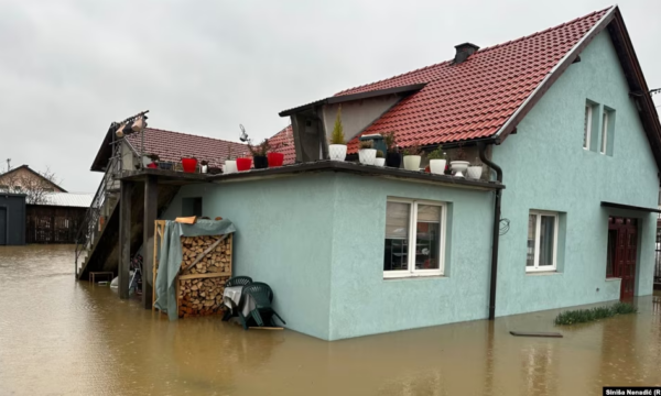 Vërshime në veri të Bosnjës, gjendje e jashtëzakonshme në disa komuna