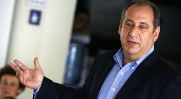 Eksperti amerikan: Vjosa Osmani, lidere e fortë – duhet të mbetet patjetër në jetën politike