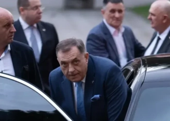 Millorad Dodik arrin në Moskë