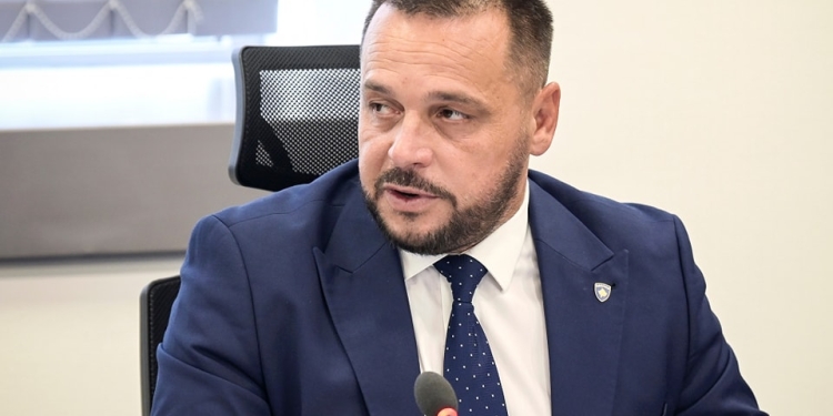 Maqedonci: Intervenimi i NATO-s i dha fund spastrimit etnik në Kosovë