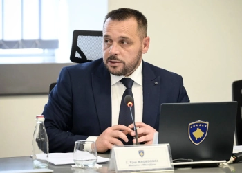 Pasi na krahasoi me Francën për nga aspekti ushtarak, Maqedonci tash thotë se Kosova mund t’i bëjë ballë Serbisë pa ndihmën e KFOR-it