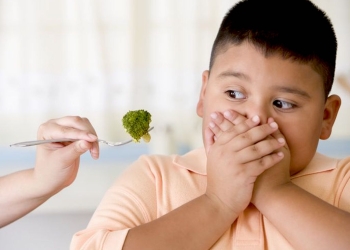 Çdo i treti fëmijë në Maqedoninë e Veriut ka probleme me mbipeshën
