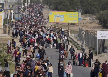 Palestinezët në Gazë e shënojnë Bajramin me mungesë ushqimi dhe me një luftë të pambarim