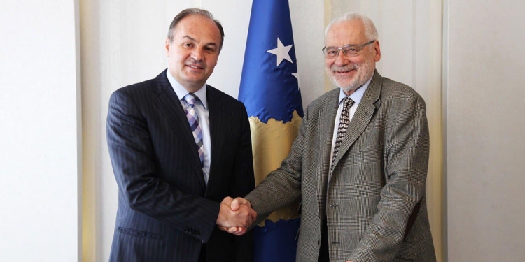 Hoxhaj për Erhard Busek: Miku që ndërkombëtarizoi pavarësinë e Kosovë