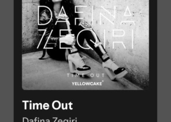 Dafinën e merr malli për këngët e vjetra të saj