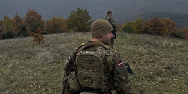 KFOR’i amerikan kryen patrullime në veri të Kosovës/ VIDEO