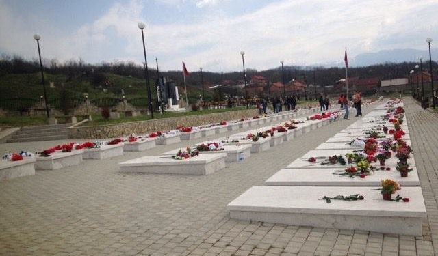 Osmani bën nesër homazhe në Krushë të Madhe dhe Krushë të Vogël