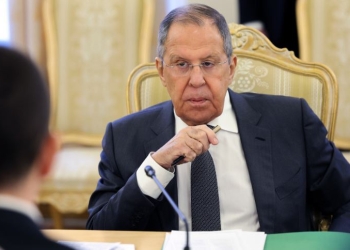 Lavrov: Retorika e Macronit është kërcënim për Rusinë, dëshiron të njëjtën gjë si Hitleri