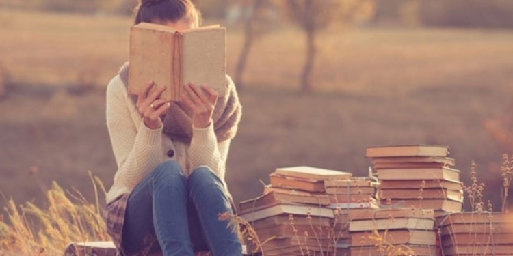 Duke lexuar librat e shkruar në vetën e parë, njerëzit shndërrohen në personazhe