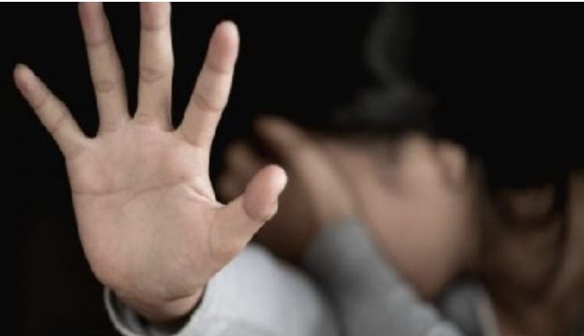 Ngacmoi seksualisht 14-vjeçaren, arrestohet 63-vjeçari në Fier