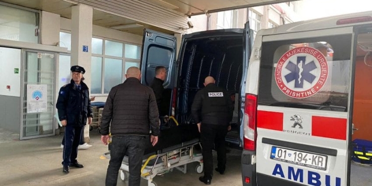 Grabitësi i plagosur dërgohet në Emergjencë, gjendja e tij shëndetësore është e rëndë