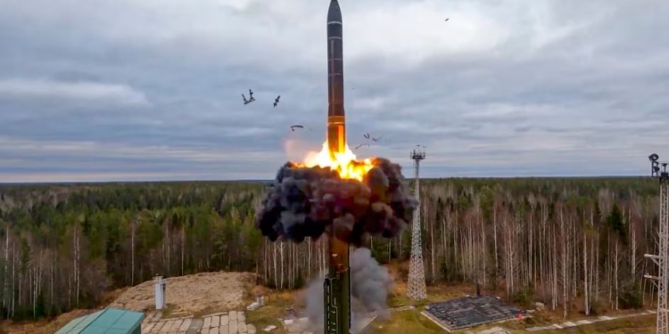 Rusia thotë se është e hapur për bisedime bërthamore me Trumpin