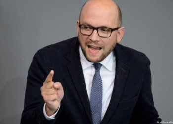 Sarrazin: Të formohet sa më shpejt qeveria në Kosovë dhe të punojë aktivisht në dialog