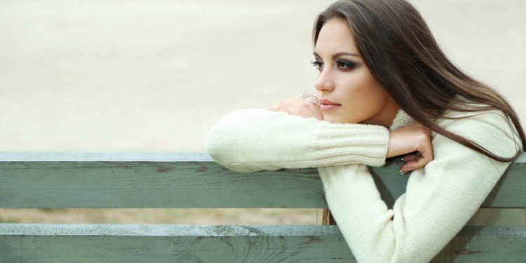 Sjelljet e femrave që duhet të ndryshojnë deri në moshën 30-vjeçare