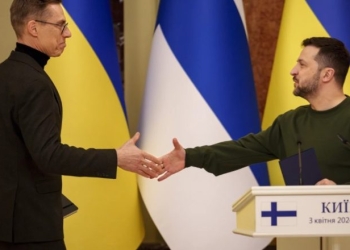 Zelensky mbërrin në Finlandë, priten bisedimet mbi luftën dhe marrëveshjet e mbrojtjes