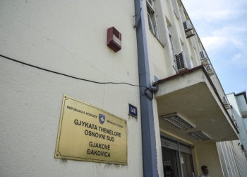 Përfundon seanca ndaj katër serbëve të arrestuar në Gjakovë, në pritje vendimi