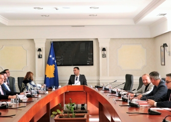 Përgatitja e seancës konstituive, opozita i thotë “po” takimit të ftuar nga Glauk Konjufca