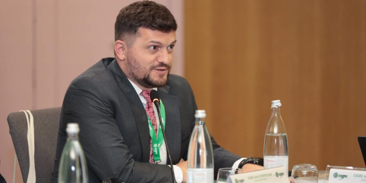 Shkarkohet kryeshefi ekzekutiv i KOSTT-it