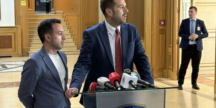 VV: Opsioni i zgjedhjeve bëri që opozita të ndërrojë mendje