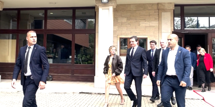 Kurti nuk deklarohet pas seancës: E kam dhënë një deklaratë të shkurtër, të cliën mund ta lexoni