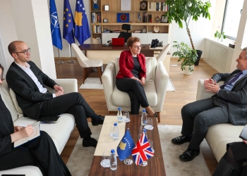 Gërvalla takohet me Hargreaves, flasin për forcimin e vazhdueshëm të marrëdhënieve ndërkombëtare