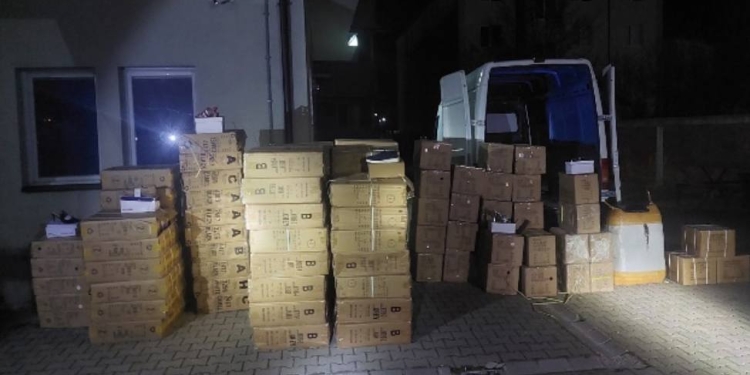 Policia e parandalon një rast të kontrabandimit me mallra në kufirin Kosovë-Maqedoni e Veriut