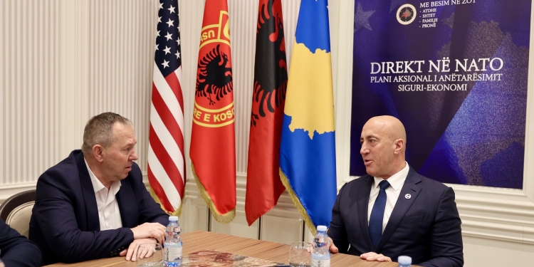 Haradinaj takon krerët e OVL-UÇK: Mbështetja për kërkesat legjitime të veteranëve është detyrim moral dhe institucional