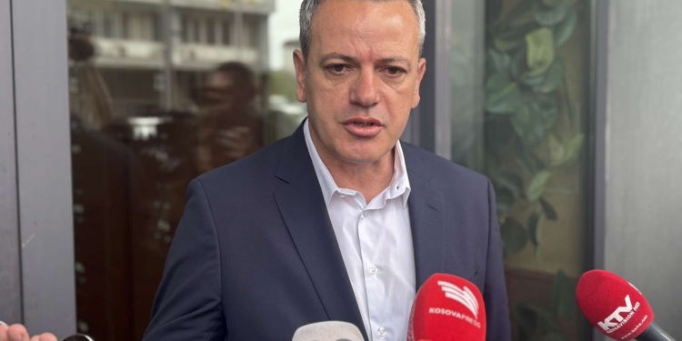 Gashi: Besoj që do të kalojë raporti, zgjedhja e kryetarit është çështje e shumicës