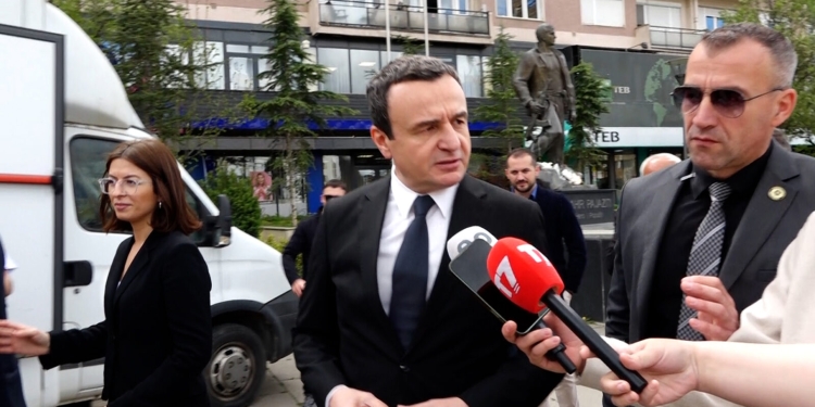 Kurti nuk përgjigjet nëse i kanë siguruar votat për seancë: Ajo është nesër a po?