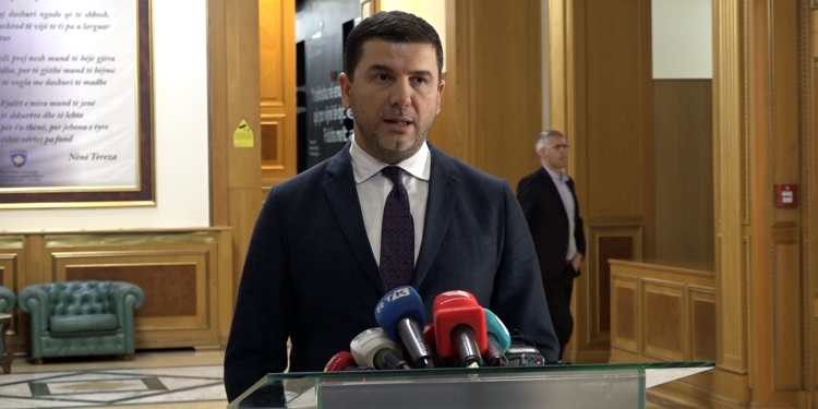 Krasniqi: U miratua rekomandimi i PDK-së, dorëheqja e kryeministrit dhe ministrave evidentohet në procesverbal
