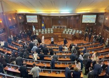 Seanca dështon sërish, deputetët nuk e votojnë Albulena Haxhiun