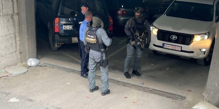 Nga një muaj paraburgim gjashtë të dyshuarve për vrasjen e policit Muhamed Lika