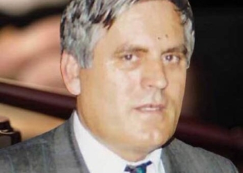Osmani kujton Rracin në 24-vjetorin e vrasjes: Drejtësia për të mbetet domosdoshmëri