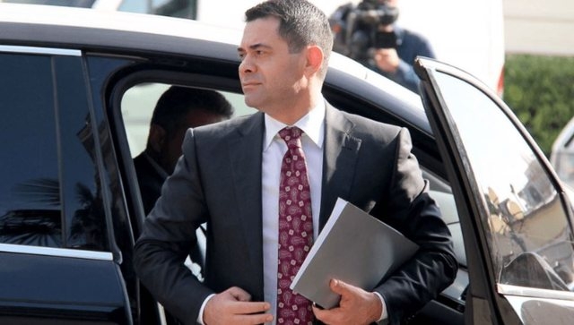 “Kushtetuesja” shfuqizon vendimin për sekuestrimin e disa pasurive të Arben Ahmetajt