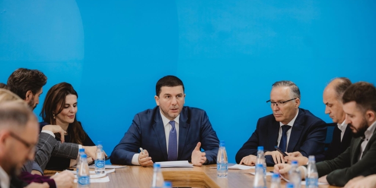 PDK: Jemi të gatshëm për të marrë përgjegjësinë për formimin e Qeverisë së re, me Bedri Hamzën në krye