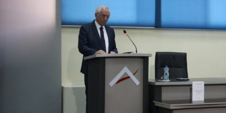 Vdes në moshën 81-vjeçare akademiku Salih Gashi