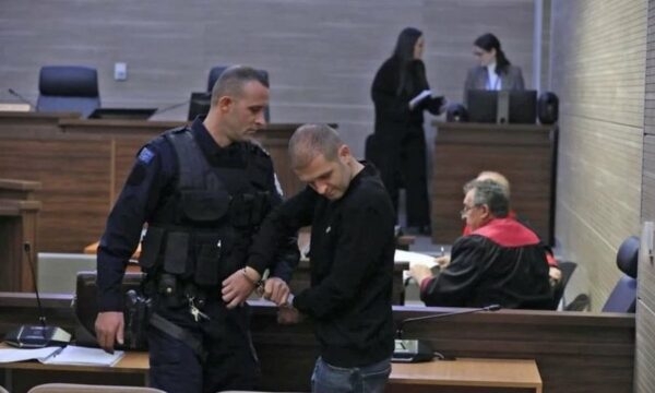 Apeli kthen në rivendosje vendimin e Themelores, duke anuluar gjobën ndaj avokatit të Naim Murselit