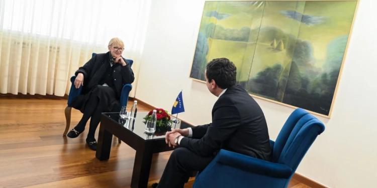 Kurti takohet me Sonja Biserkon, flasin për zhvillimet e fundit në rajon