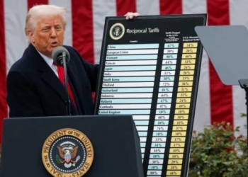 Trump shpall tarifa për të gjitha mallrat që hyjnë në SHBA, në listë edhe Kosova