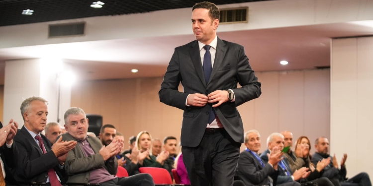 “Rastet e evidentuara çoni në prokurori e polici”, përgjigja e plotë e Abdixhikut në Viber për Hotin rreth votave me postë