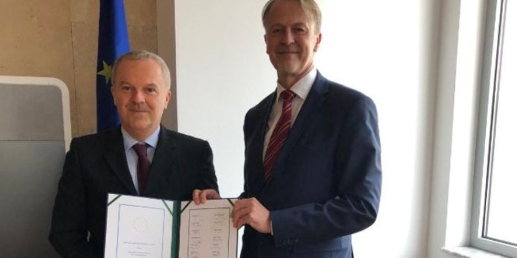 Orav pret në takim lamtumirës ambasadorin De Riu: Mirënjohës për përkushtimin e tij