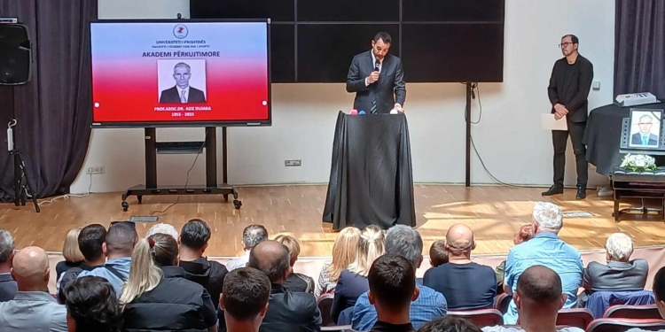 Akademi përkujtimore, çmohet lart kontributi i profesorit universitar Aziz Dujaka