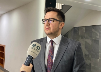 Mustafa: Kurti nuk i ka votat as për kryeparlamentar e as për Qeveri